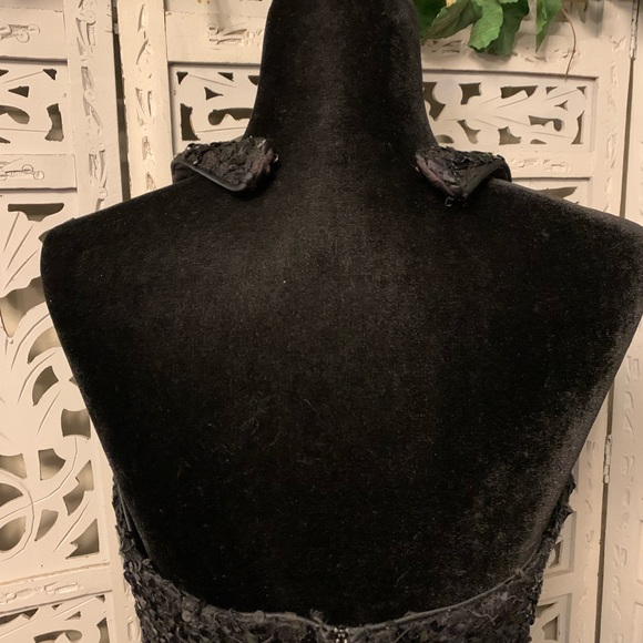 🎩2X HOST PICK🎩 VINTAGE SATIN BLACK SKIRT & ADORNED TOP FORMAL DRESS GOWN - Picture 9 of 11